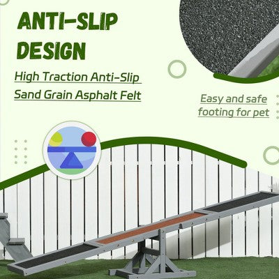 Drewniana huśtawka treningowa dla psa do ogrodu